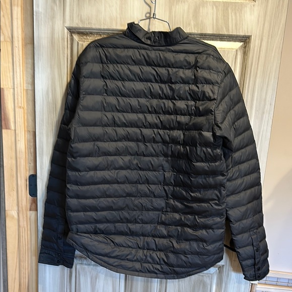 Armada Men's Black Puffer button up Jacket large - Picture 2 of 4